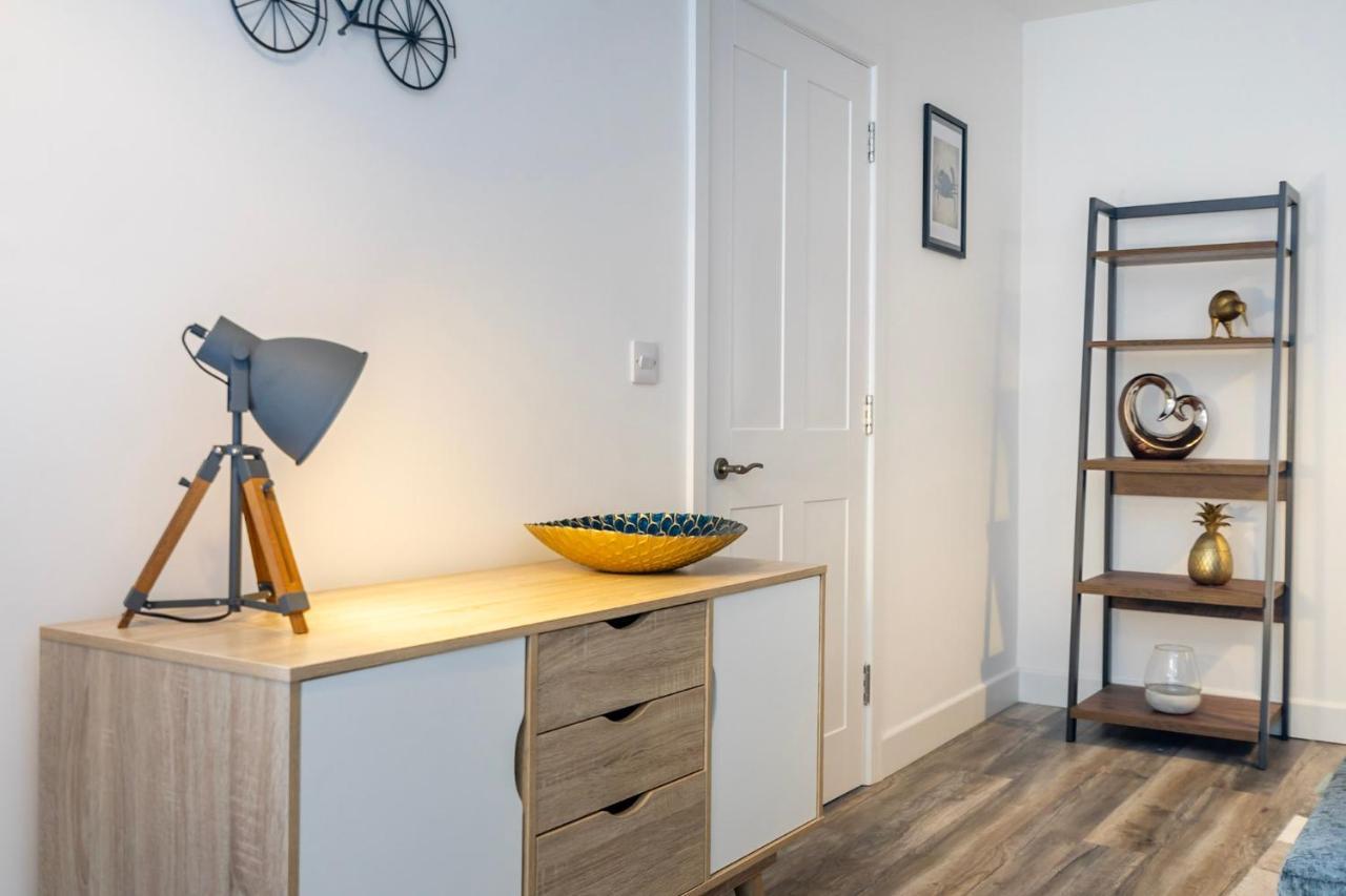 8 Apartment York